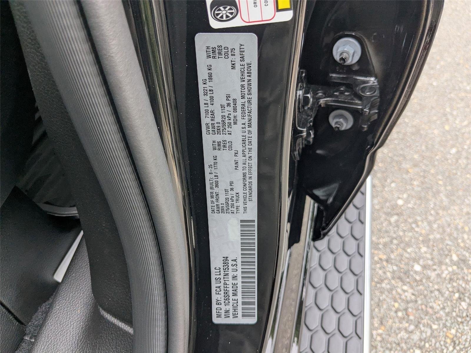 New 2026 Diamond Black Crystal Pearl-Coat Exterior Paint RAM Big Horn image 34