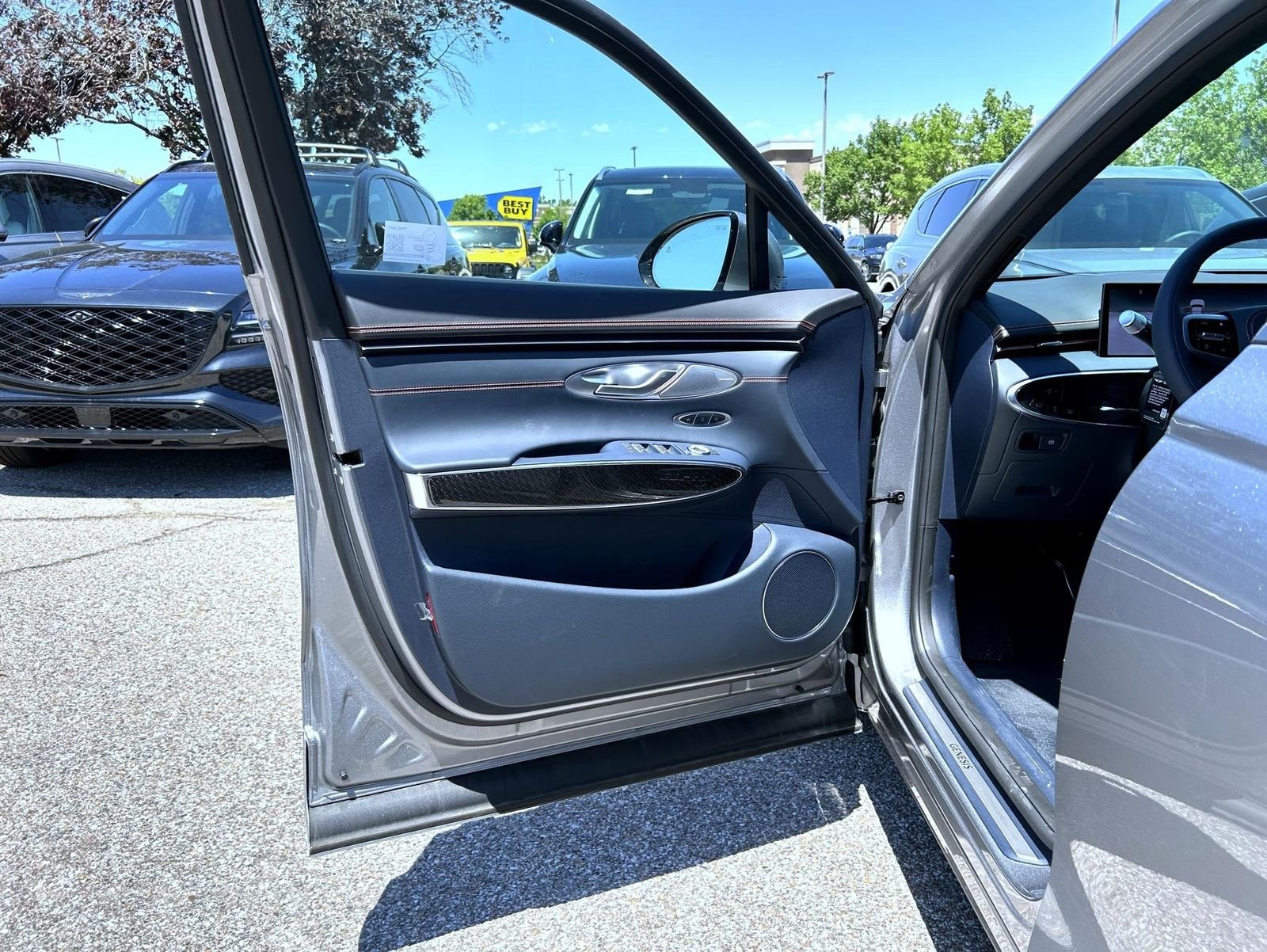 New 2026 Silver Genesis 3.5T Sport Prestige image 9