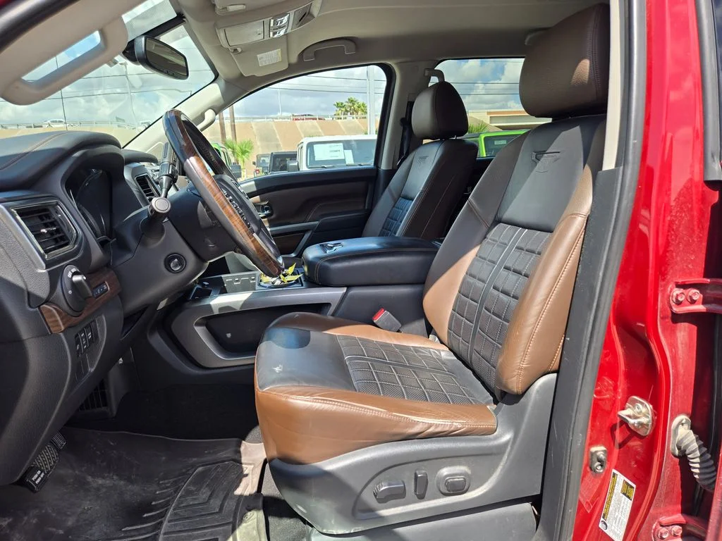 Used 2018 Red Nissan Platinum Reserve image 9