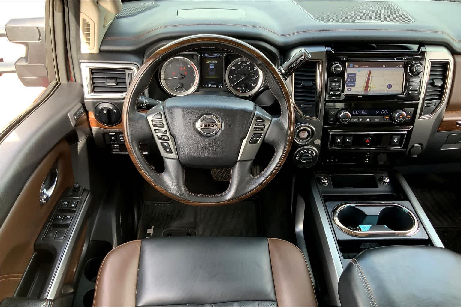 Used 2016  Nissan Platinum Reserve image 5