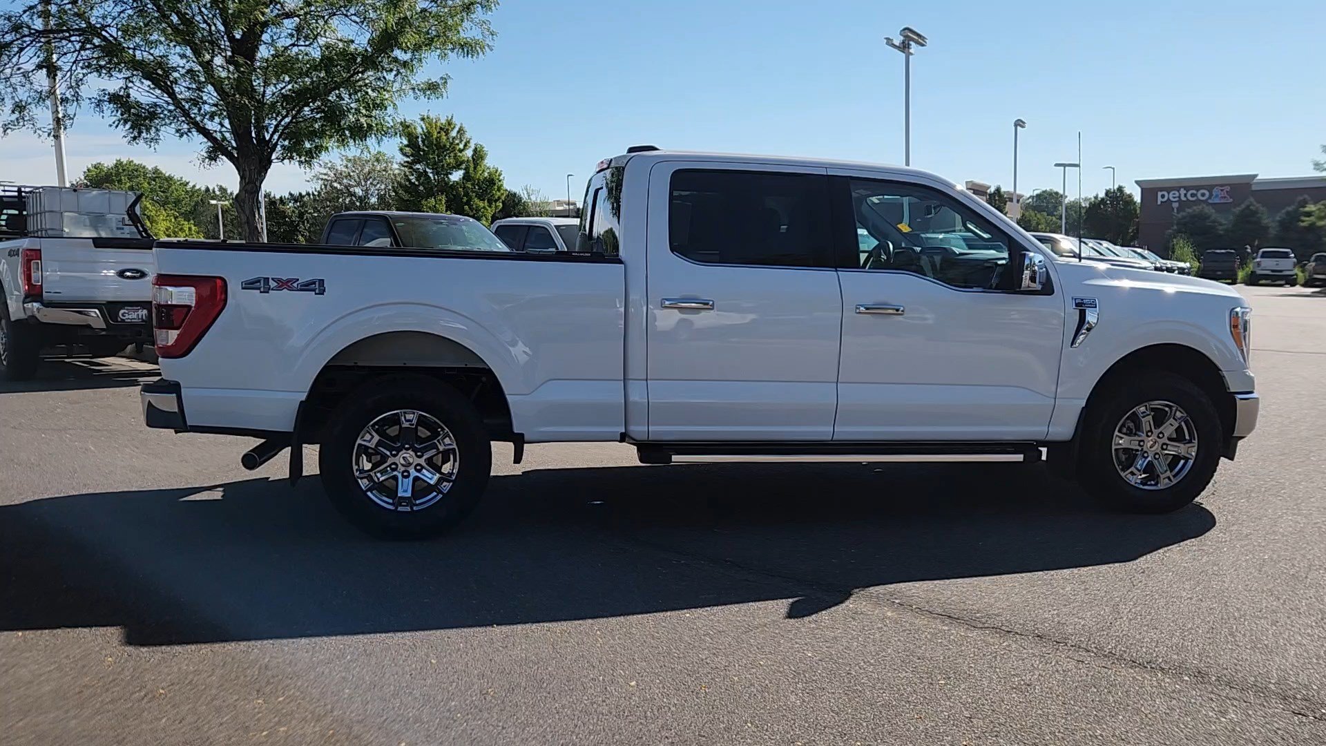 Certified Used 2023 Avalanche Ford LARIAT image 11