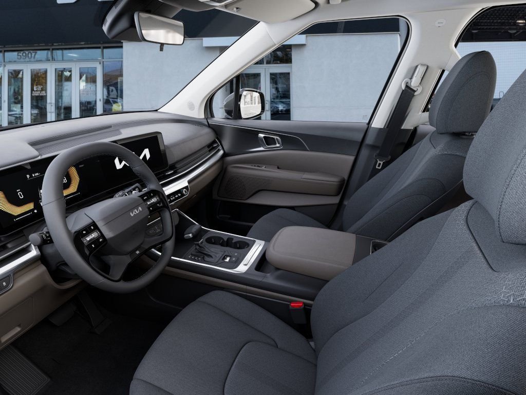 New 2027 White Kia LX image 17