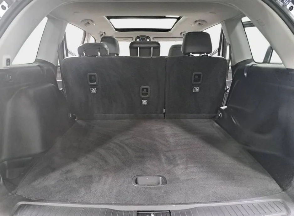 Used 2024 White Jeep Limited image 8