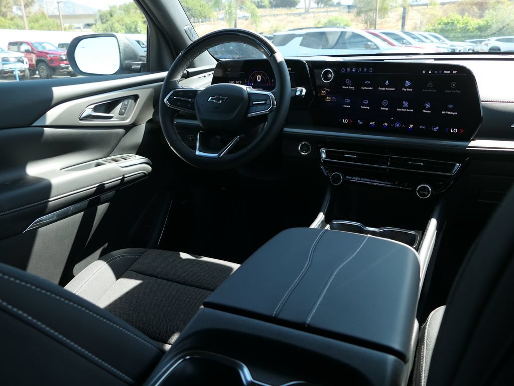 2027 Chevrolet Traverse LT - Photo 24
