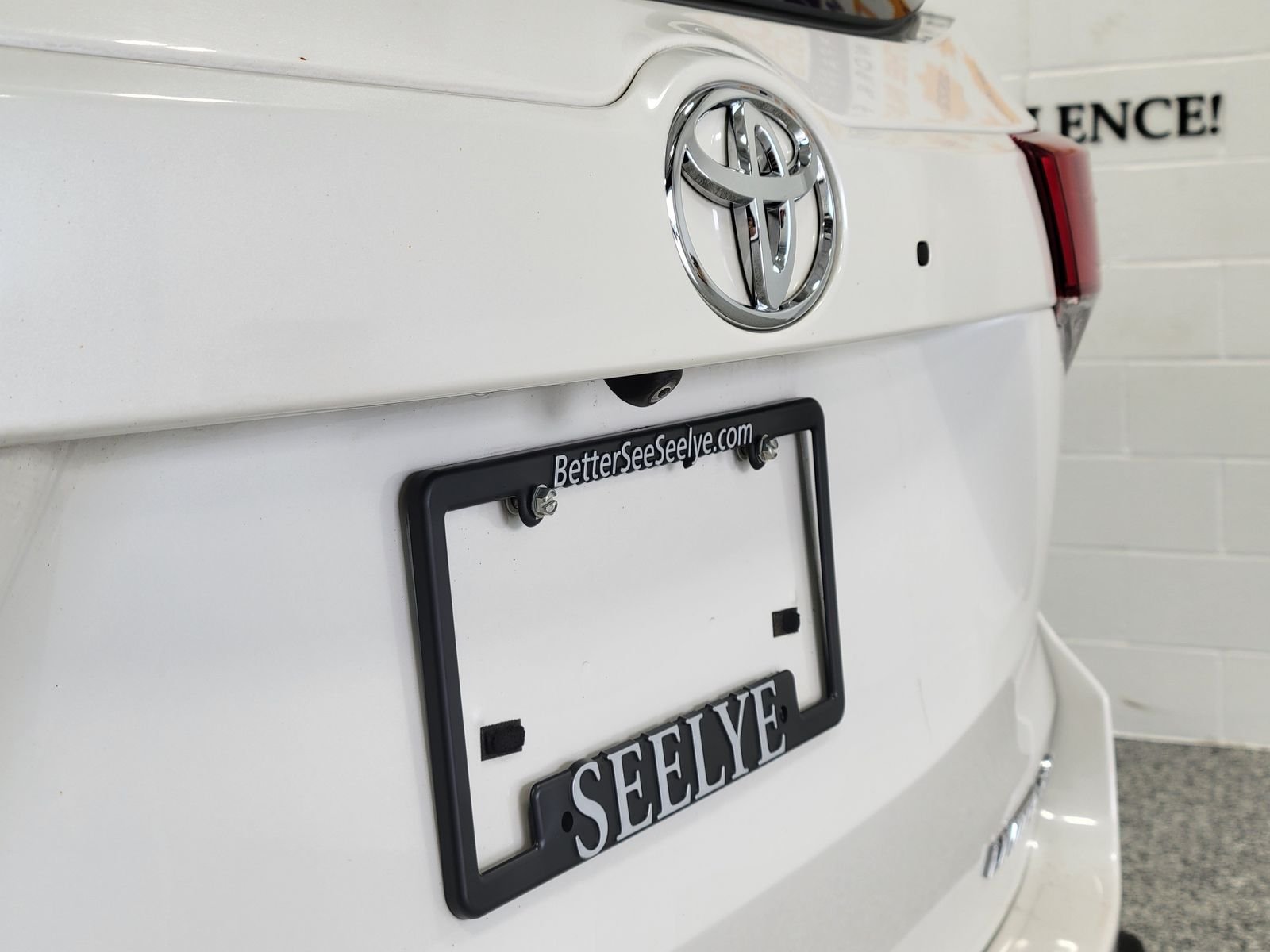 Used 2018 White Toyota Limited Platinum image 33