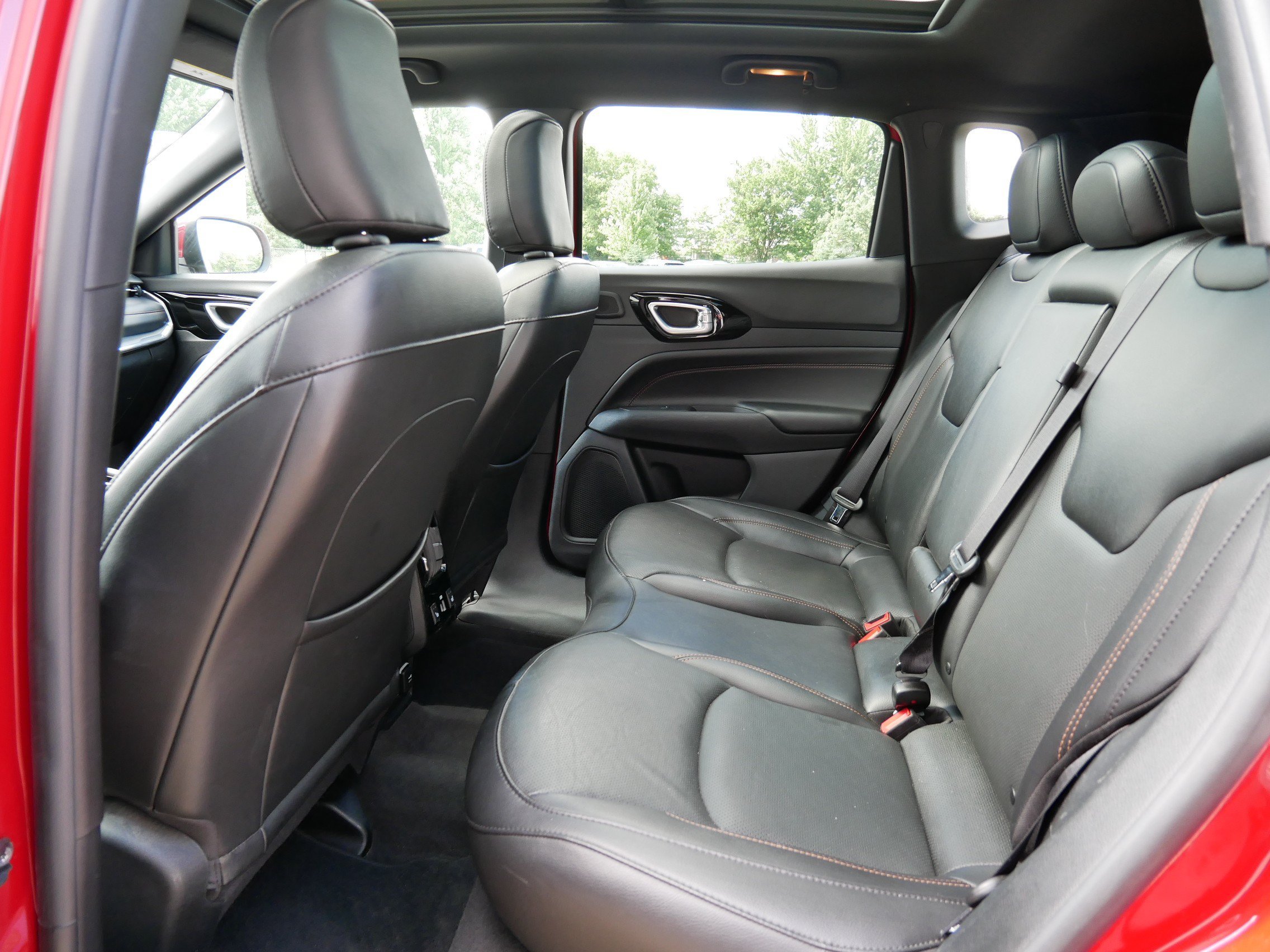 Used 2022 Redline Pearlcoat Jeep (RED) Edition image 11