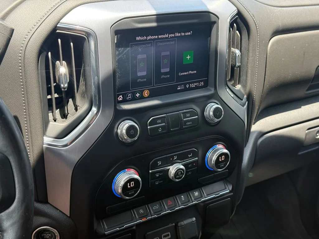 Used 2022 Gray GMC Elevation image 16