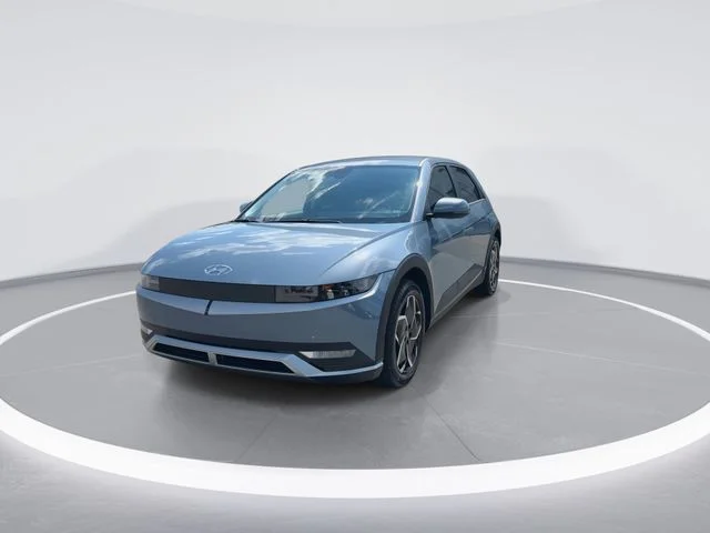 Used 2023 Blue Hyundai SEL image 4