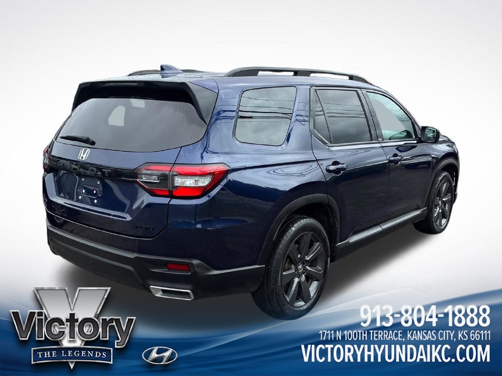 Used 2023  Honda Sport image 5