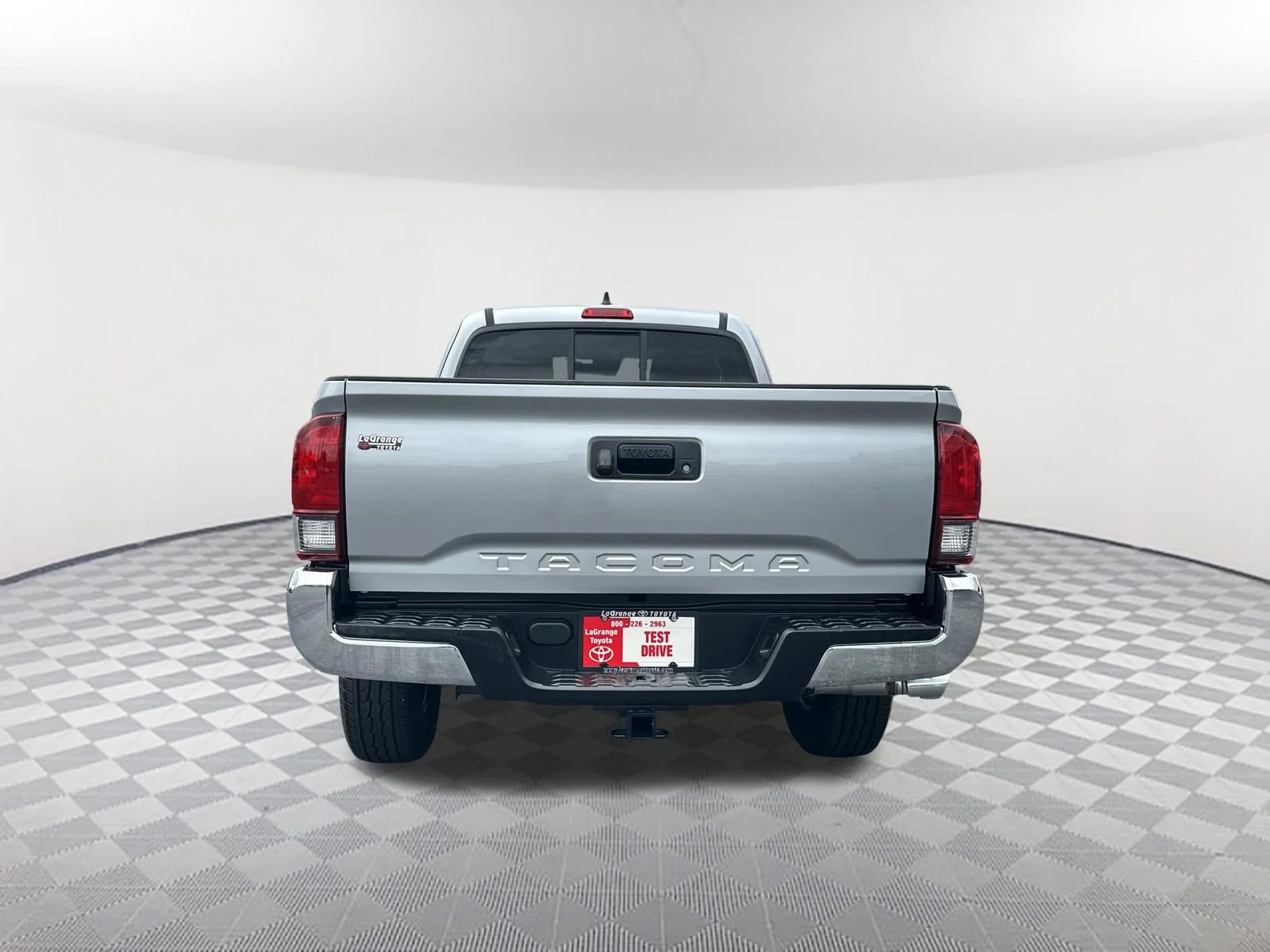 Used 2022 Celestial Silver Metallic Toyota SR5 image 6