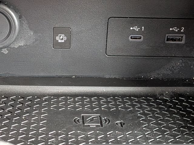 Used 2025 Gray Nissan Platinum image 23