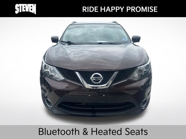 Used 2017 Brown Nissan SV image 2