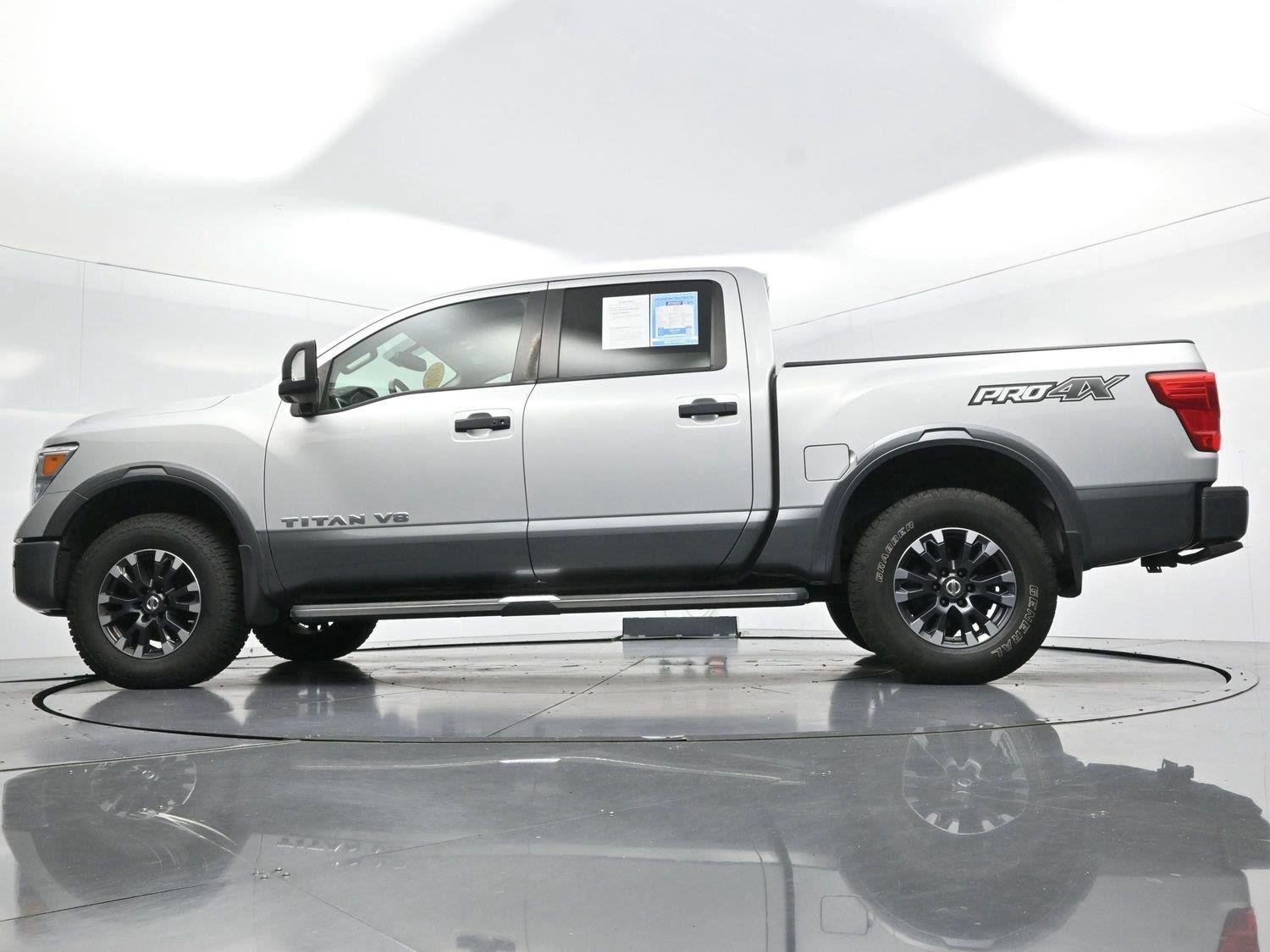 Used 2018 Brilliant Silver Nissan PRO-4X image 51