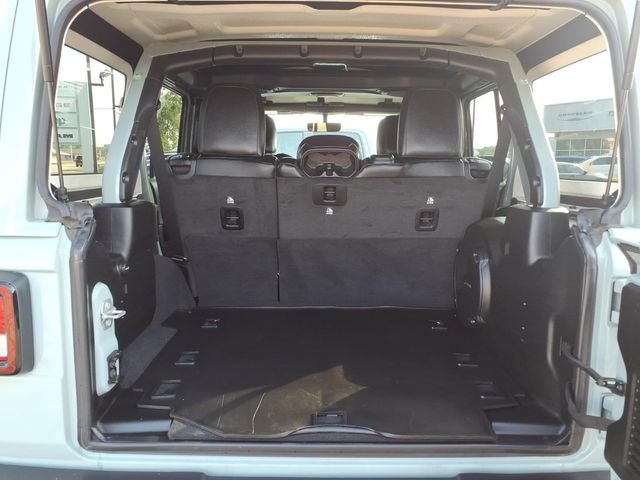 Used 2023 Gray Jeep Altitude image 29