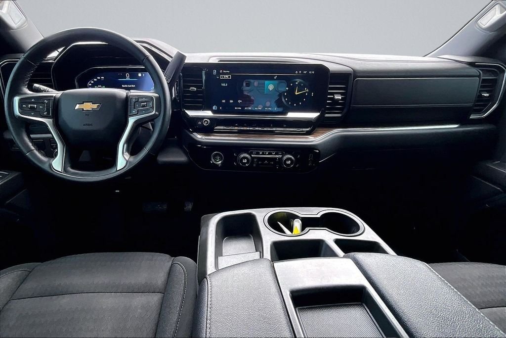 Used 2023 White Chevrolet LT image 12