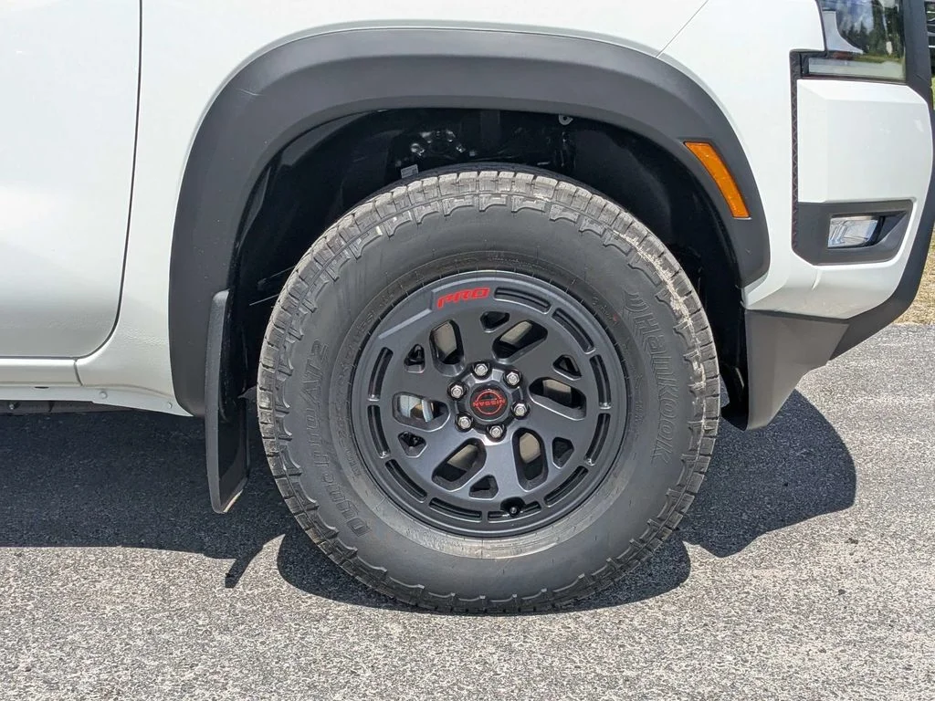 New 2026 White Nissan PRO-X image 11