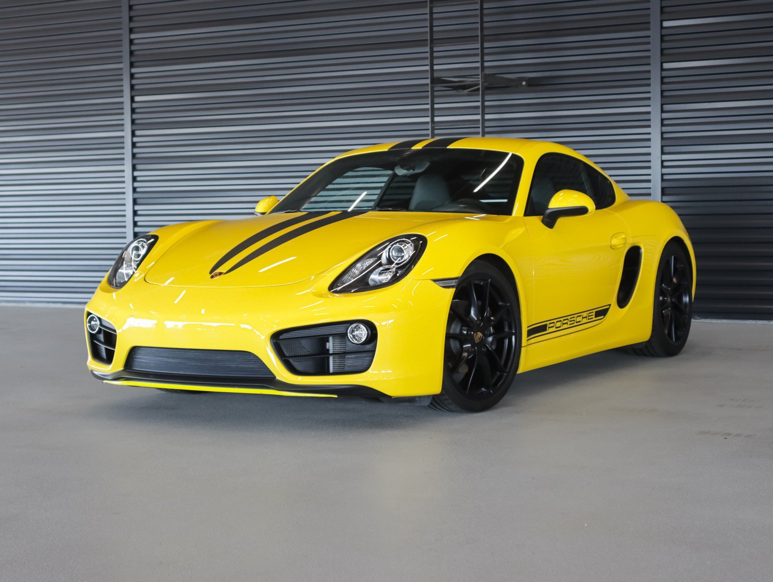 Used 2016 Racing Yellow Porsche  image 1