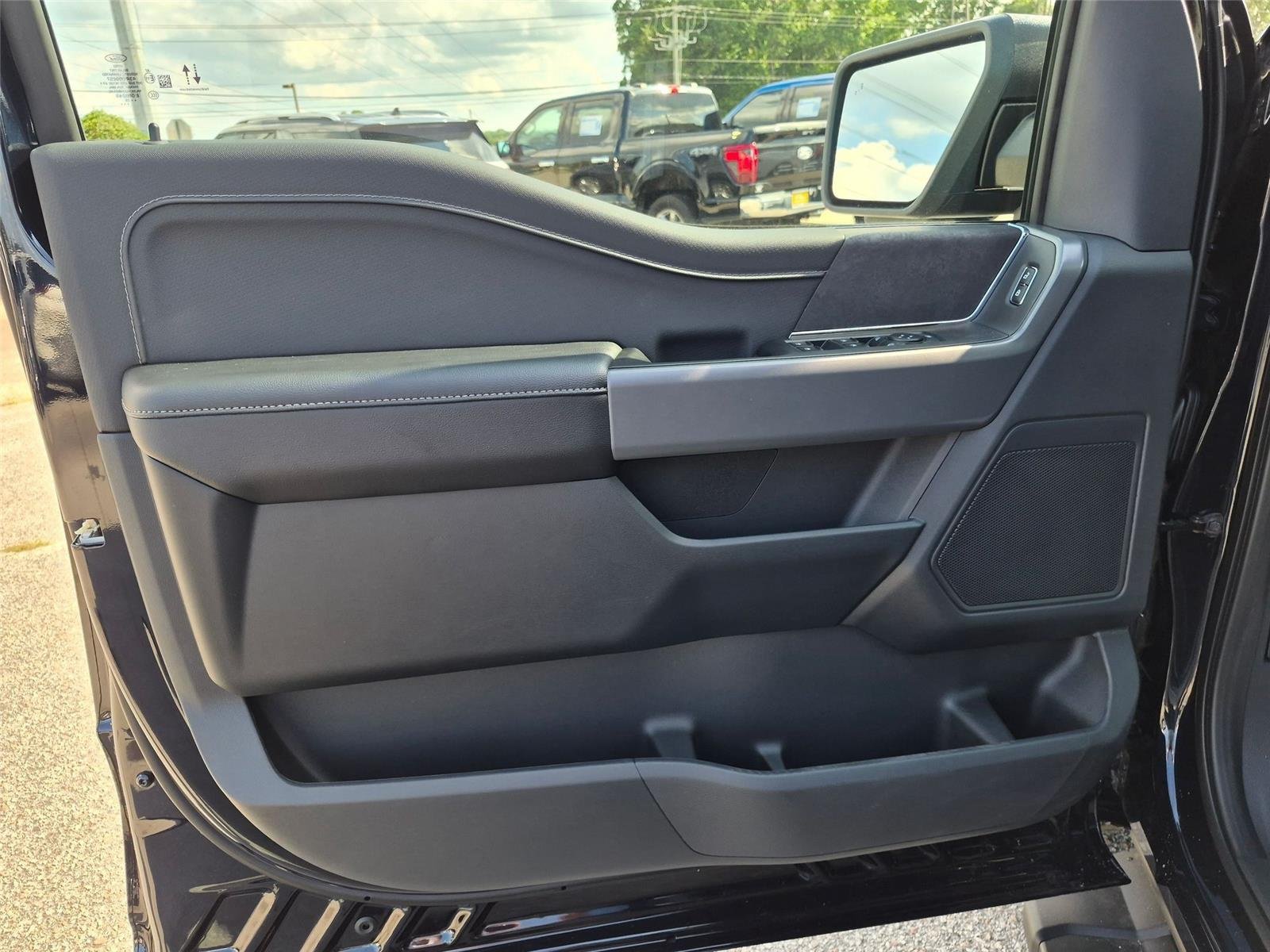 New 2026 Antimatter Blue Metallic Ford XLT image 11