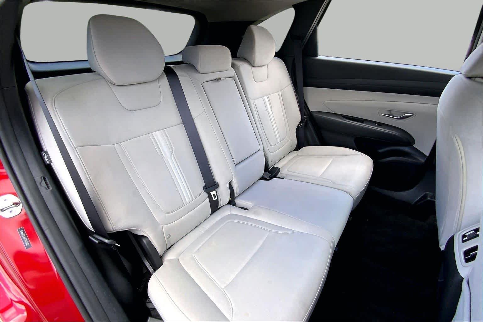 Used 2025 Ultimate Red Hyundai SEL image 18