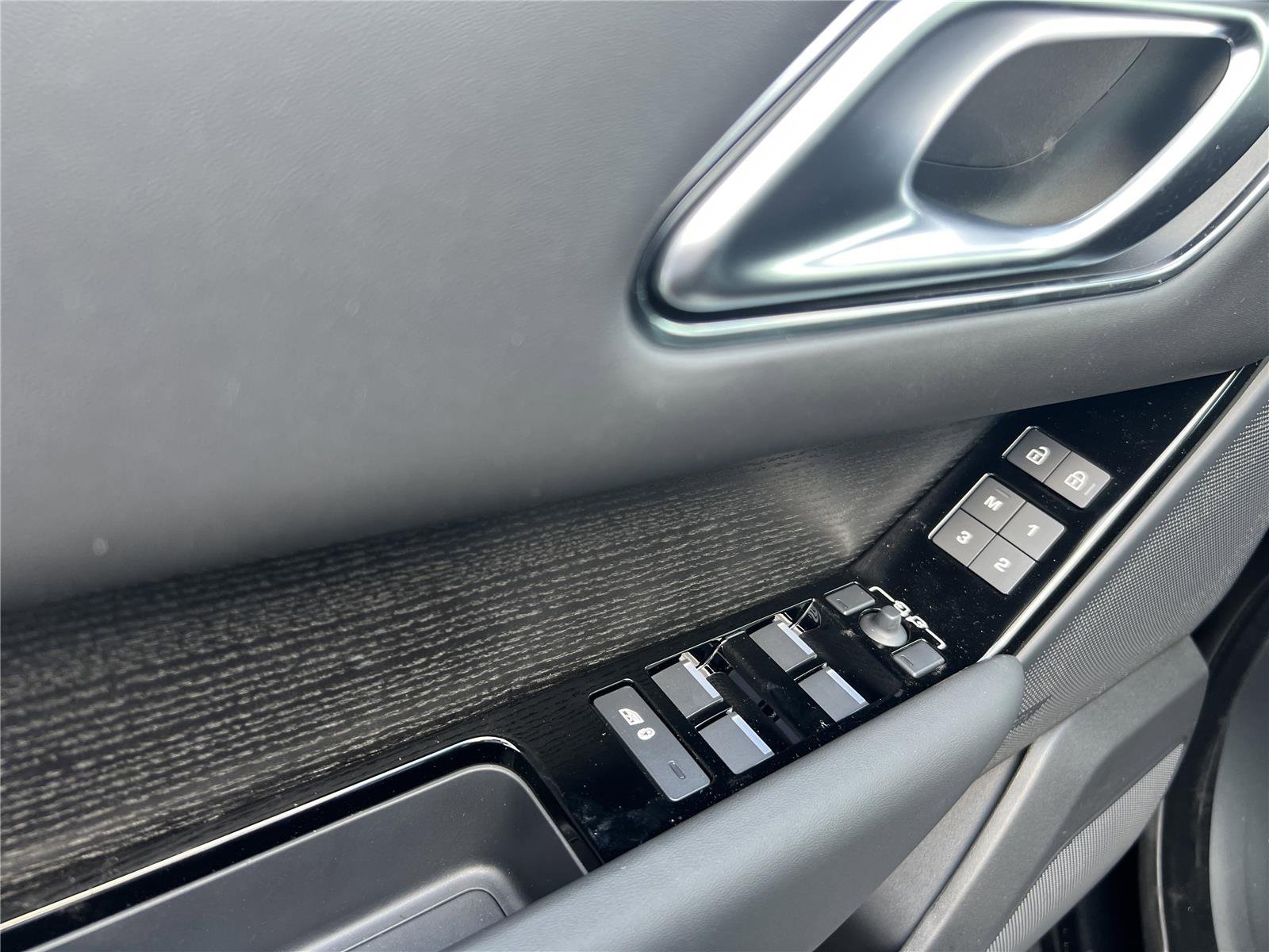 2026 Land Rover Range Rover Velar Autobiography - Photo 27
