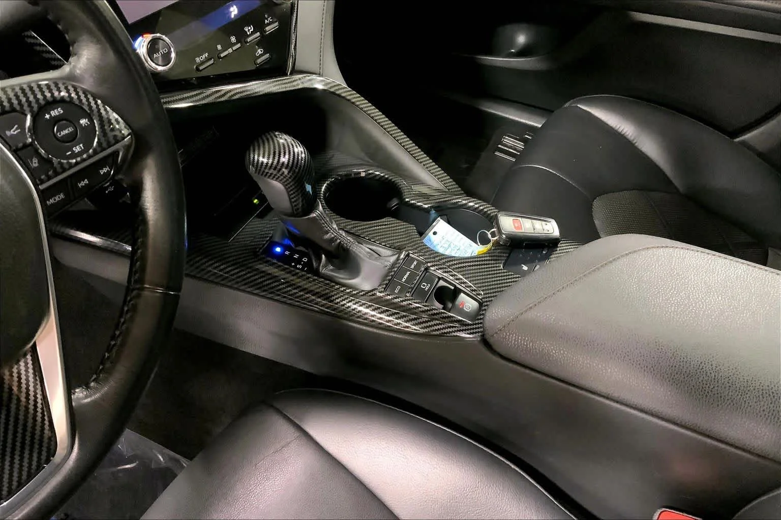Certified Used 2019 Predawn Gray Mica Toyota XLE image 17