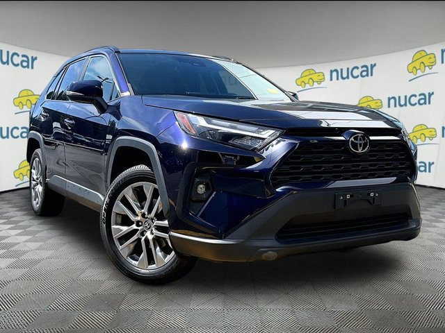 2022 Toyota RAV4 XLE Premium