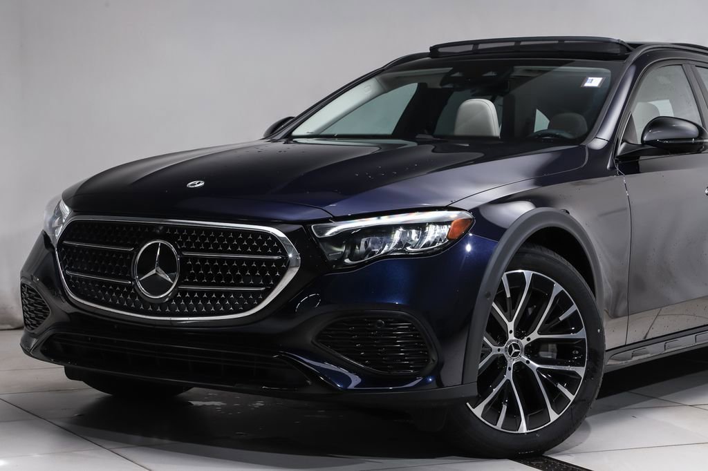 New 2026 Nautical Blue Metallic Mercedes-Benz E 450 image 41