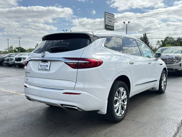 Used 2020 White Frost Tricoat Buick Avenir image 14