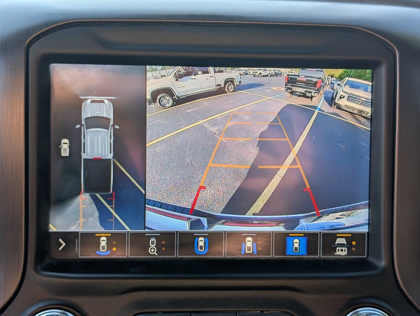 Used 2020 Summit White GMC AT4 image 21