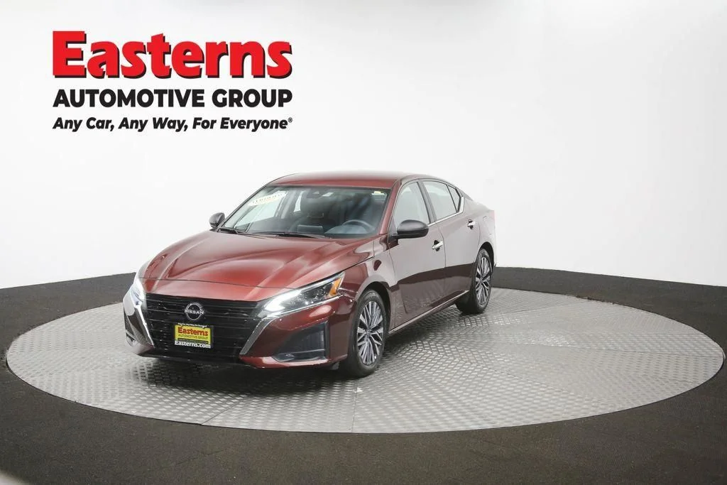 Used 2025 Red Nissan 2.5 SV image 55