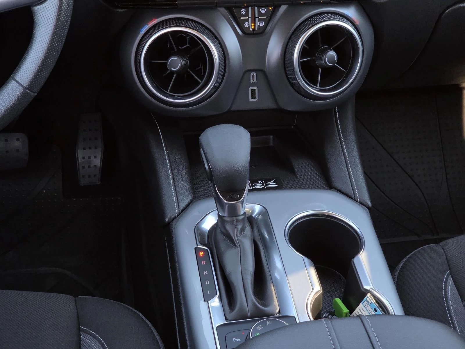 Used 2024 Sterling Gray Metallic Chevrolet LT image 15