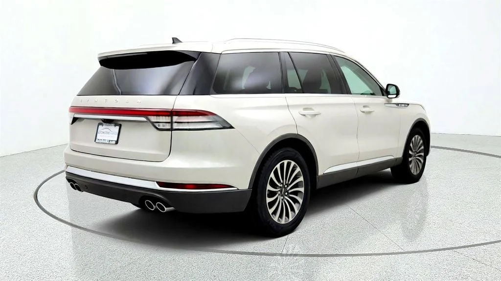 Used 2021 Ceramic Pearl Lincoln Reserve AWD w/ Elements Package Plus image 5