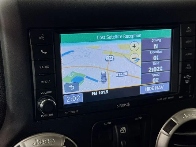 Used 2018 White Jeep Unlimited Sahara image 15