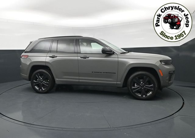 2027 Jeep Grand Cherokee Limited Reserve