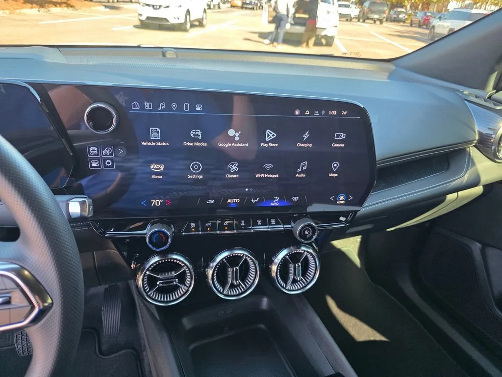 2025 Chevrolet Blazer EV LT - Photo 13