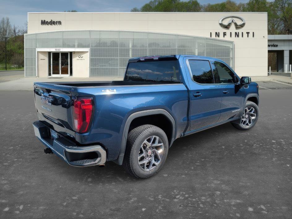 Used 2023 Pacific Blue Metallic GMC SLE image 4