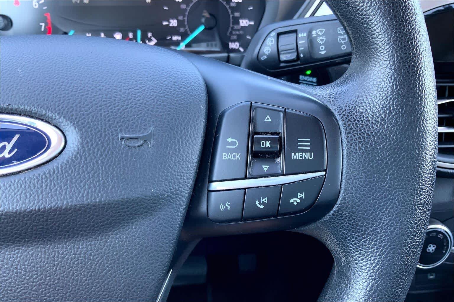 Used 2020 Ingot Silver Metallic Ford SE image 25