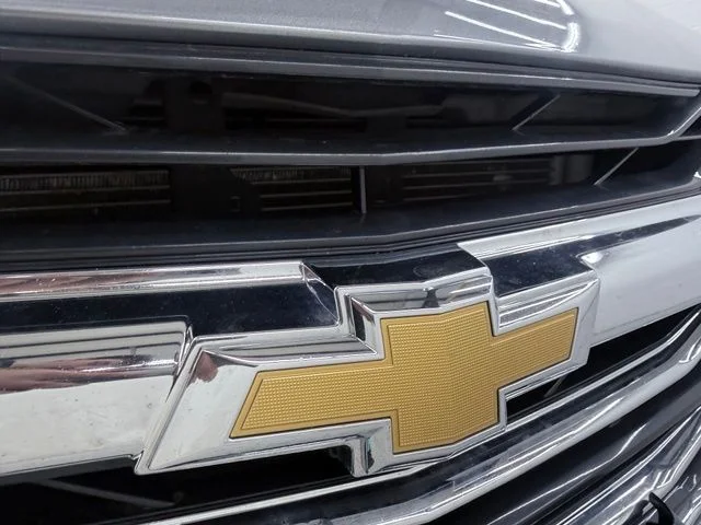 Used 2024 Gray Chevrolet LT image 11