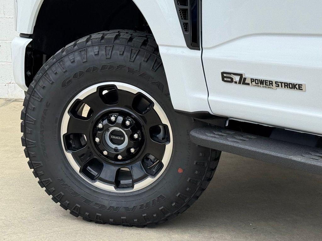 New 2026 Oxford White Ford F-250® Lariat® image 17