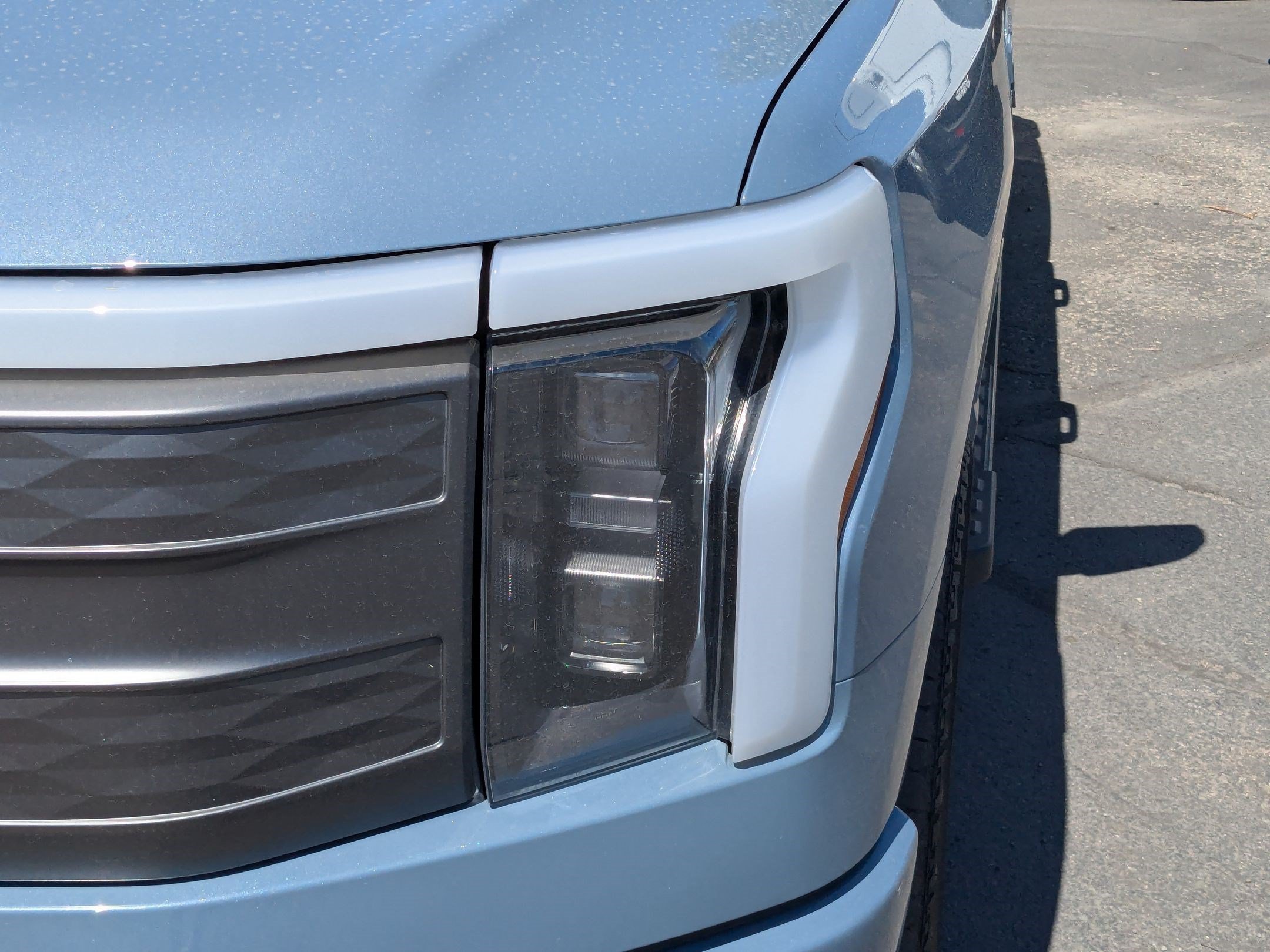 Used 2023 Azure Gray Metallic Ford LARIAT image 11