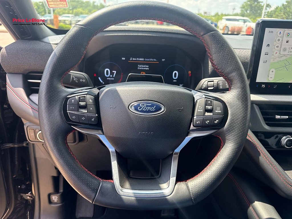 Used 2025 Agate Black Ford ST-Line image 20