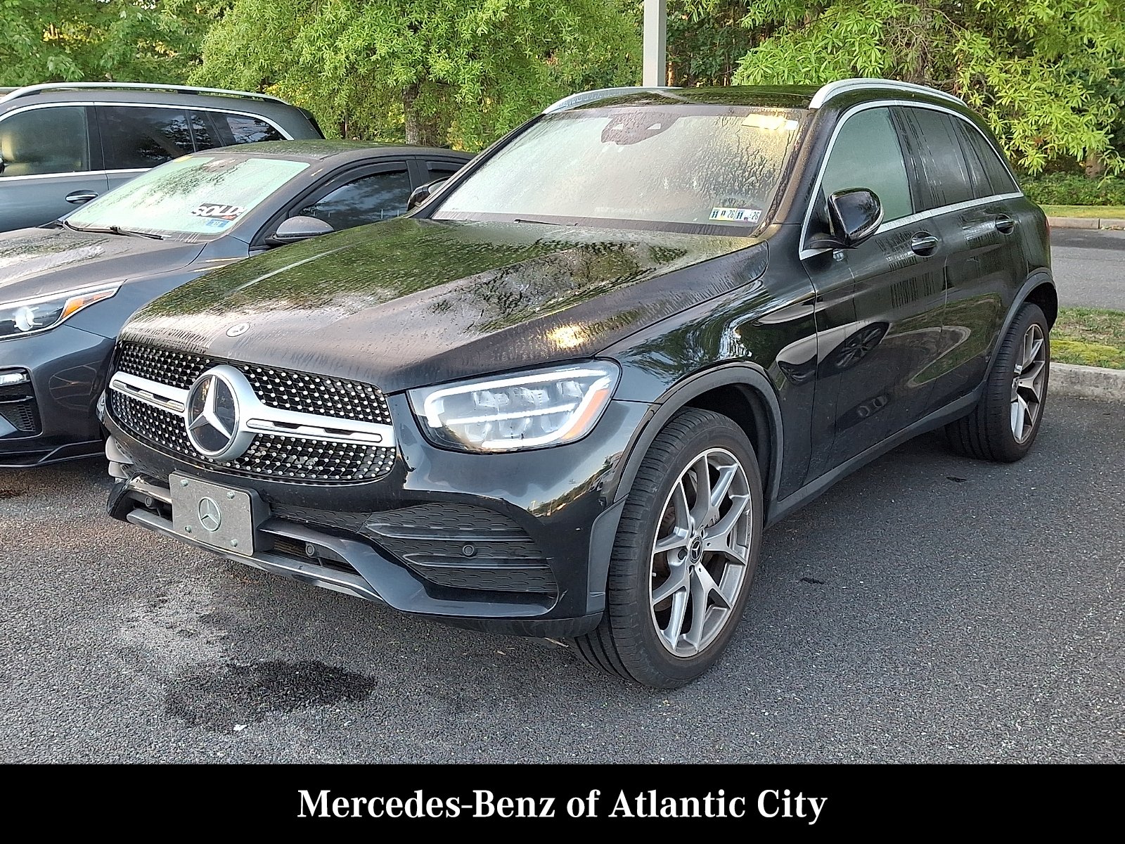 Used 2020 Black Mercedes-Benz 4MATIC® image 3