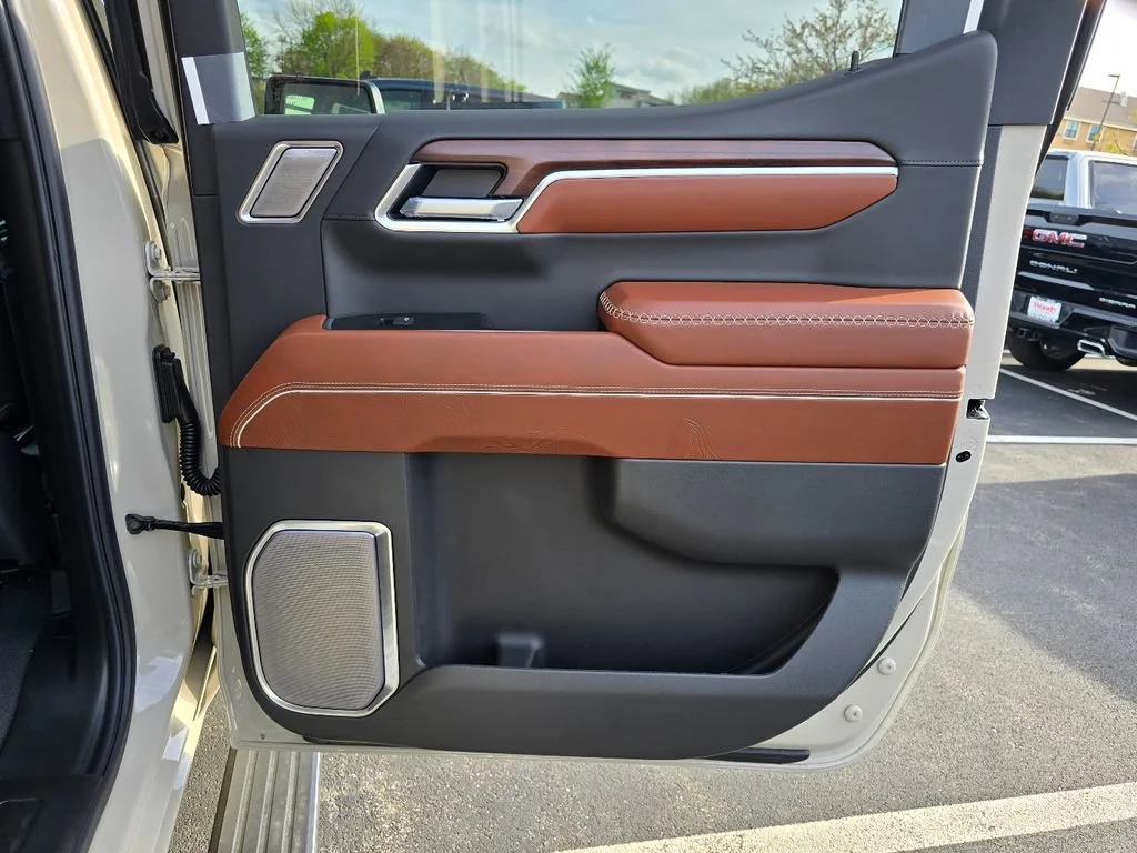 New 2026 Coastal Dune GMC Denali Ultimate image 31