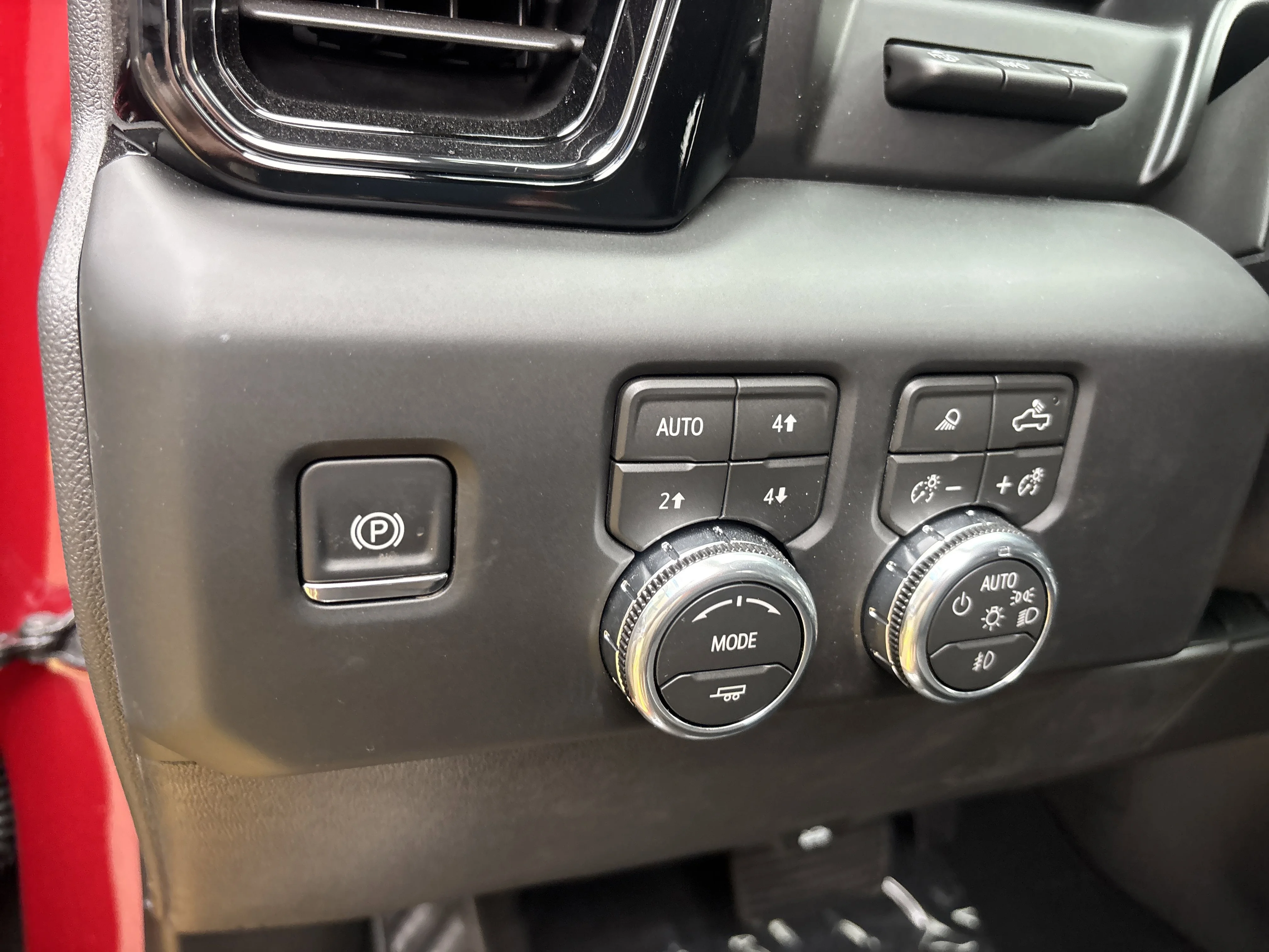 2026 GMC Sierra 1500 AT4X - Photo 27