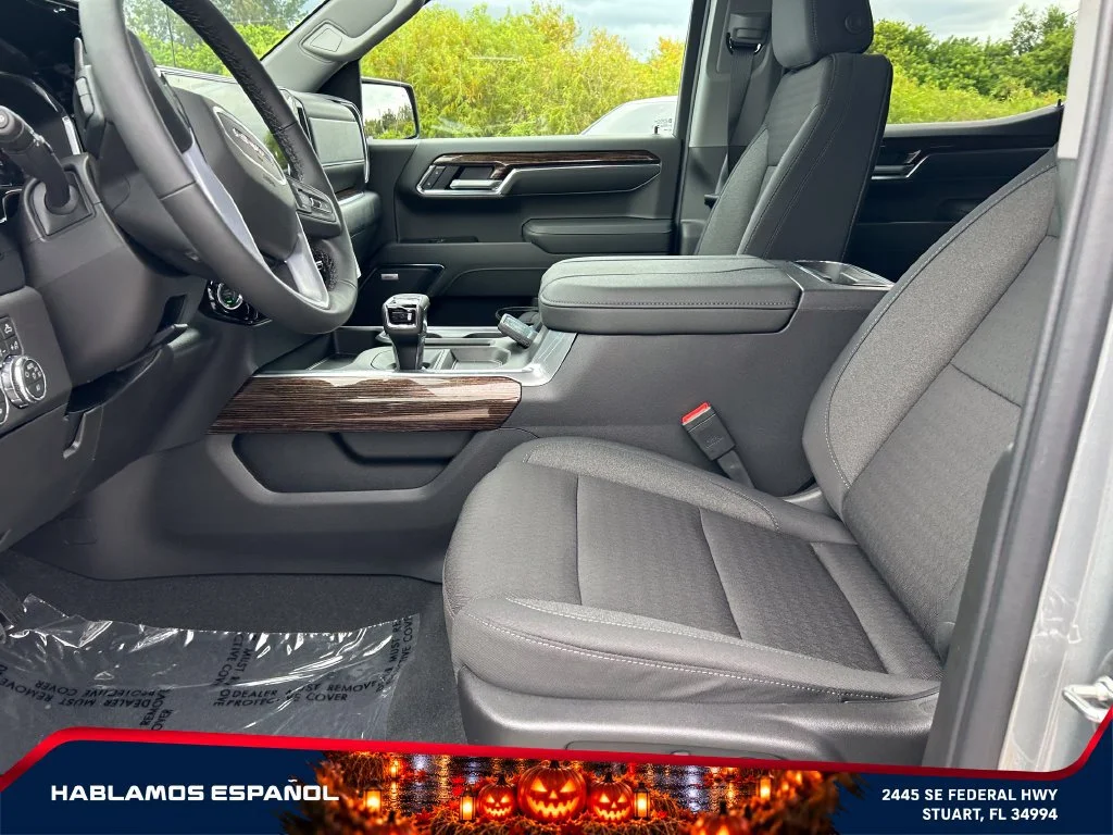 New 2026 Sterling Metallic GMC Elevation image 9