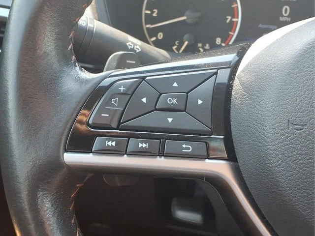 Used 2024  Nissan 2.5 SR image 13
