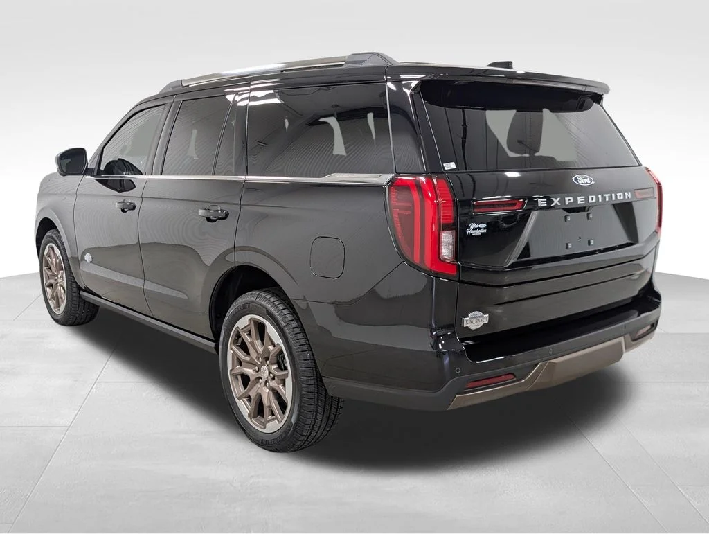 New 2027 Agate Black Metallic Ford King Ranch® image 28