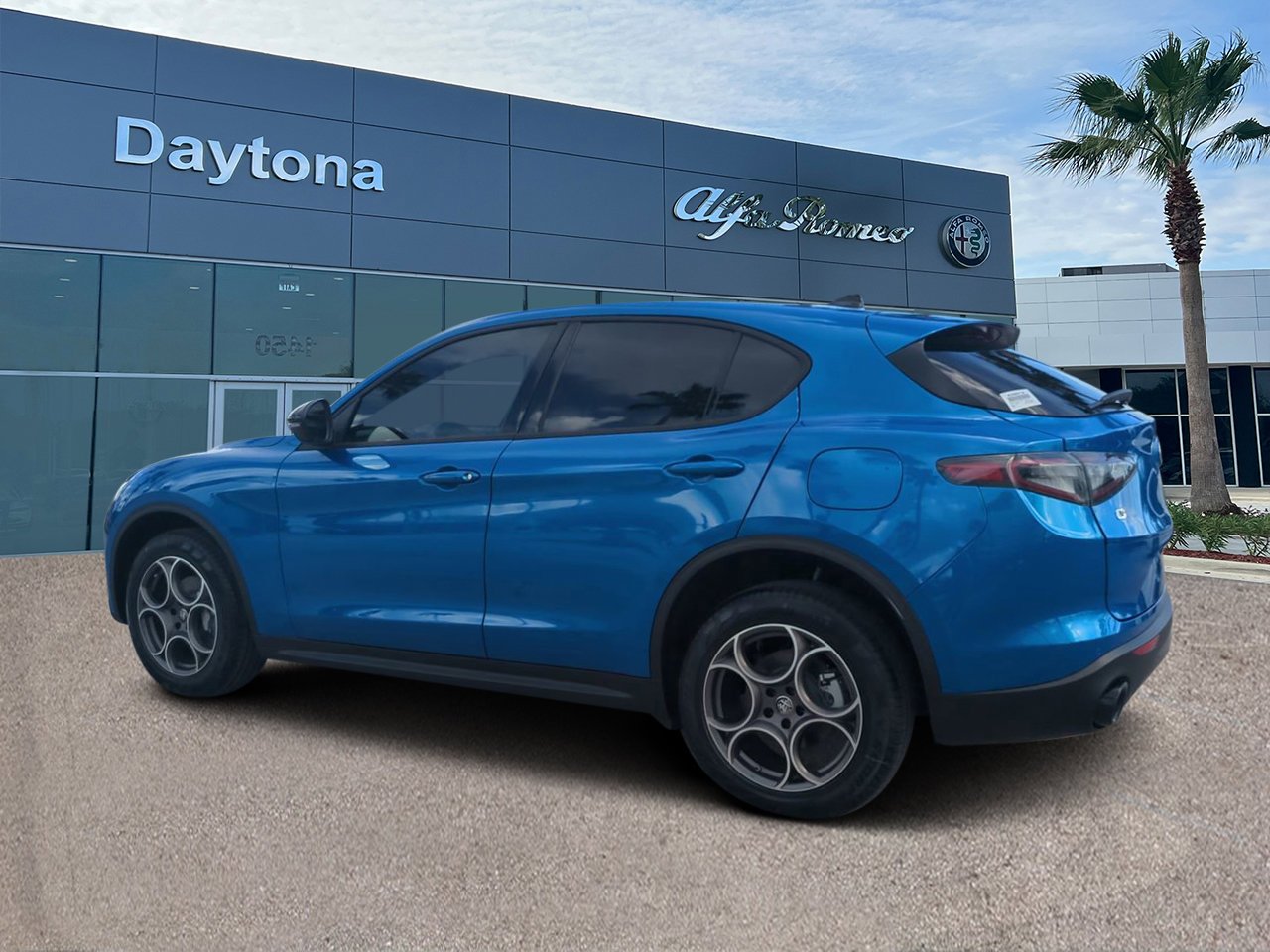 2025 Alfa Romeo Stelvio Base - Photo 6