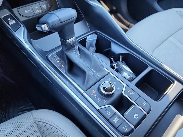 New 2026 White Kia S image 25