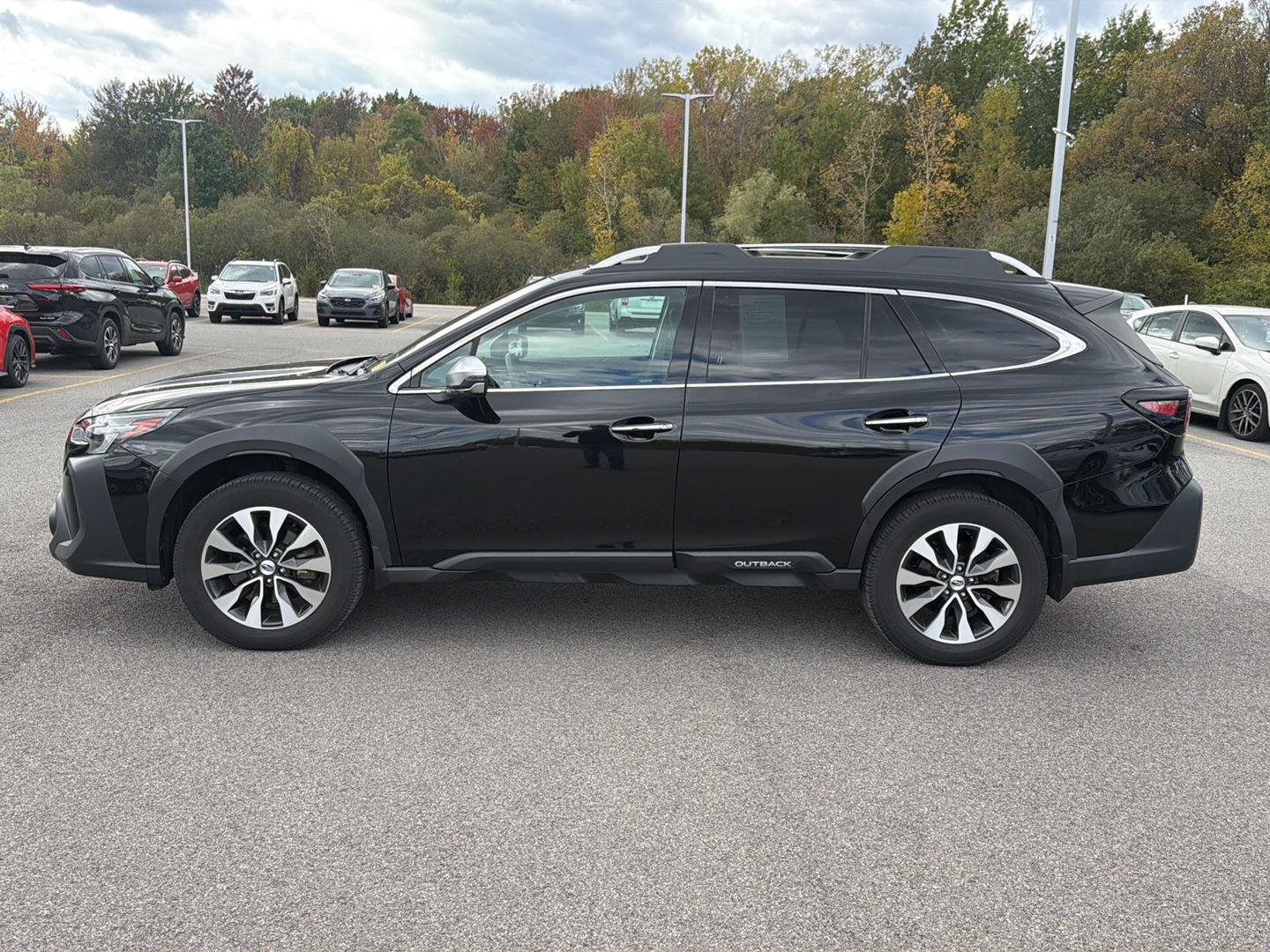 Used 2023 Crystal Black Silica Subaru Touring image 6